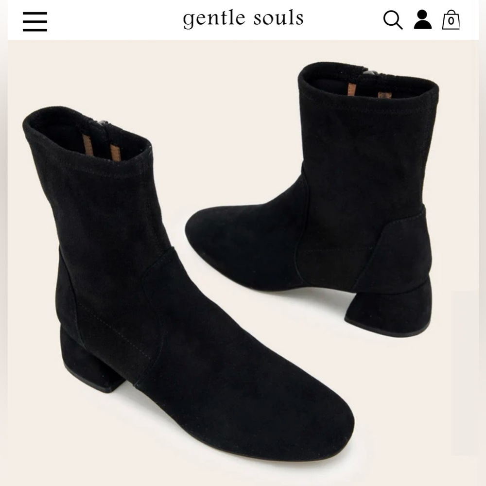 New Gentle Souls Kenneth Cole Black Ankle Booties Size 6
